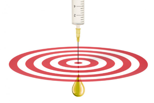 Hyaluronsäure Spritze mit Zielscheibe