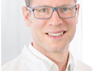 Dr. Dominik Bürklein